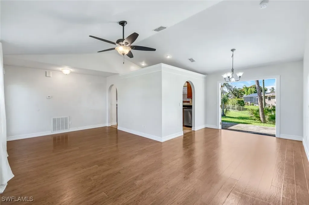 7576 Captiva Boulevard Fort Myers FL 33967