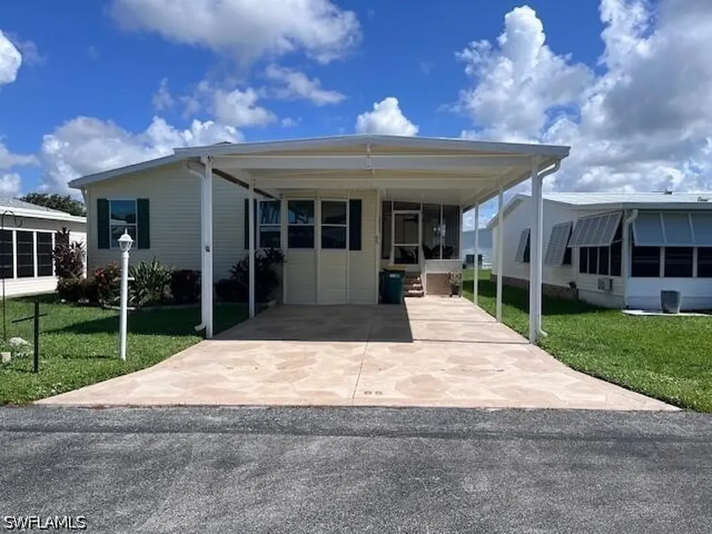 65 Turquoise Avenue Naples FL 34114