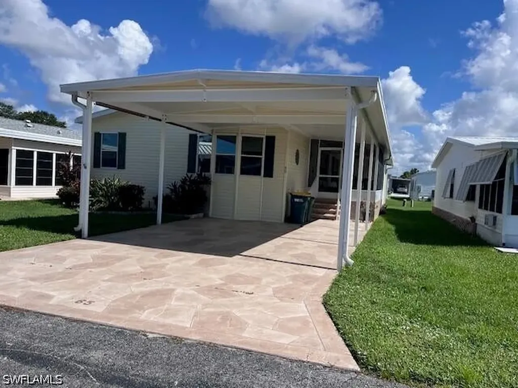 65 Turquoise Avenue Naples FL 34114