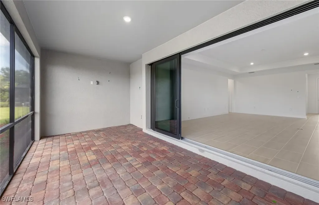 17012 Bishop Boulevard Alva FL 33920