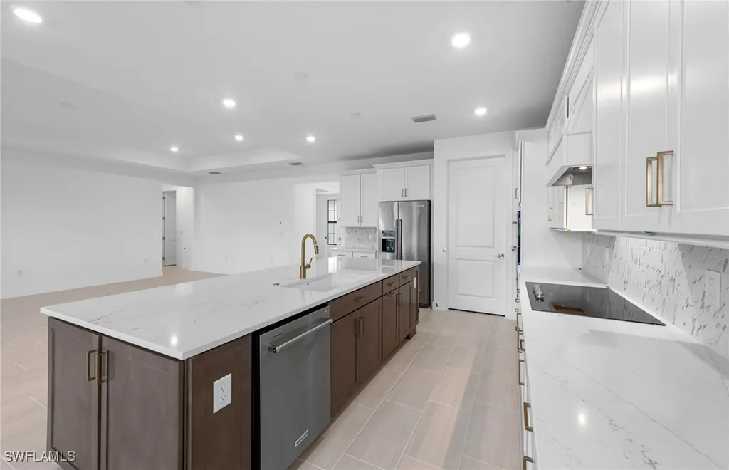 17012 Bishop Boulevard Alva FL 33920