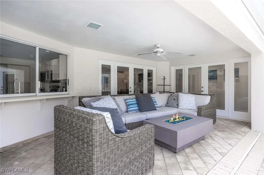 707 Port Side Drive Naples FL 34103