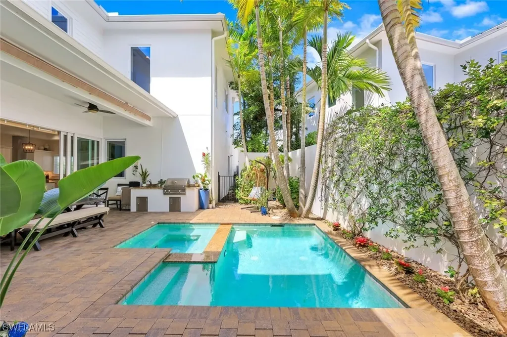 9161 Mercato Way Naples FL 34108
