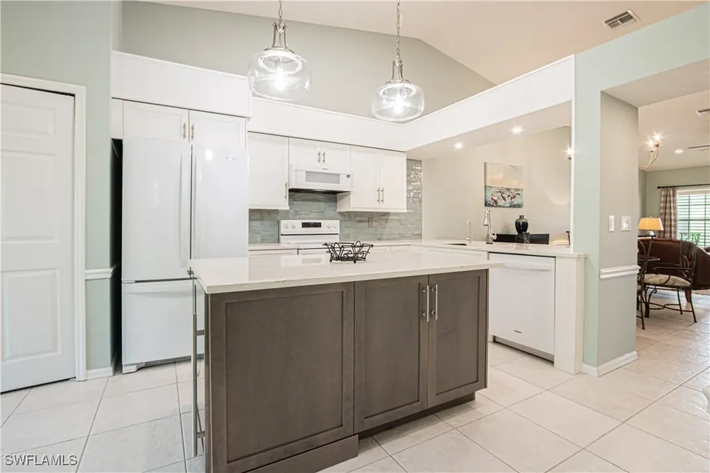 15435 Cedarwood Lane Naples FL 34110