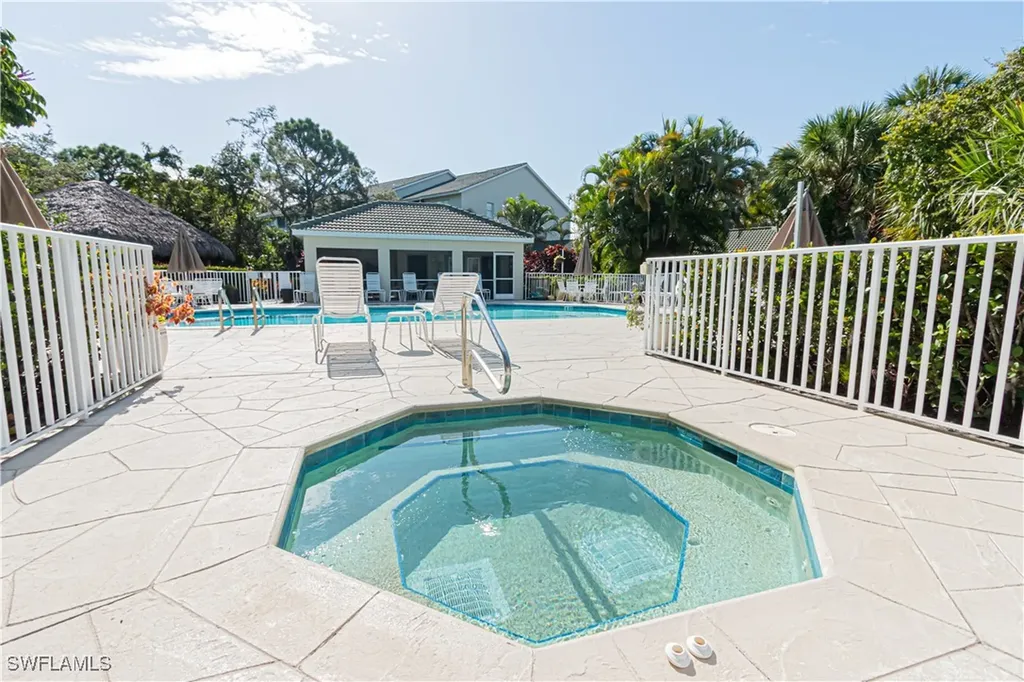 15435 Cedarwood Lane Naples FL 34110