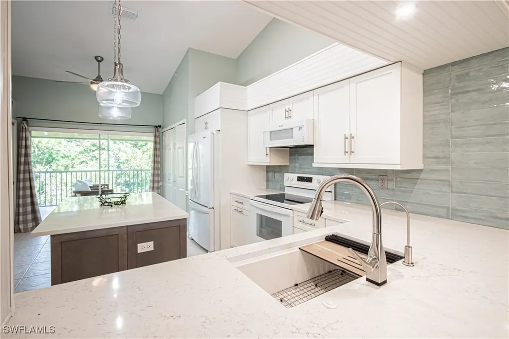 15435 Cedarwood Lane Naples FL 34110