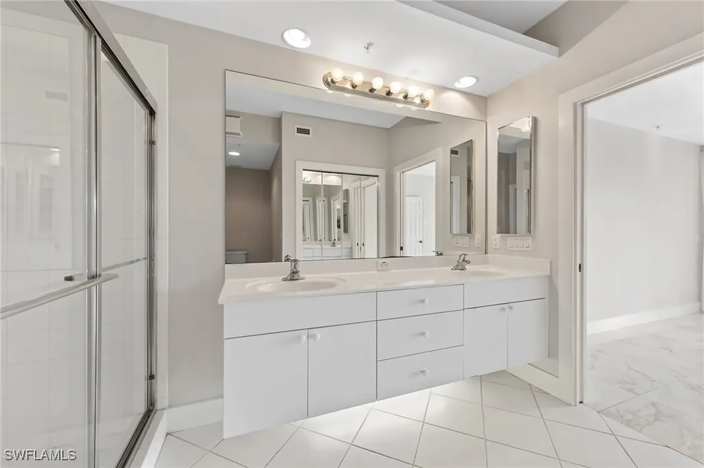 2385 Bayou Lane Naples FL 34112