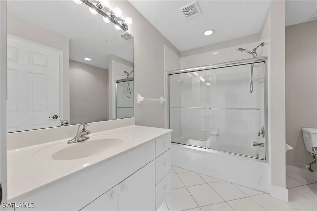 2385 Bayou Lane Naples FL 34112