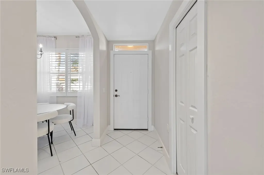 2385 Bayou Lane Naples FL 34112