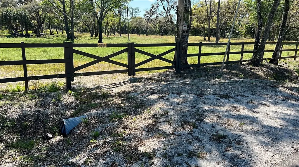 2115 Cr 78 Road N Labelle FL 33935