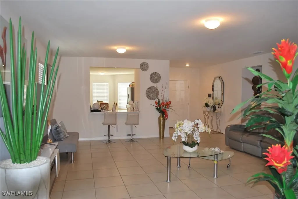 1217 Santa Barbara Boulevard N Cape Coral FL 33993