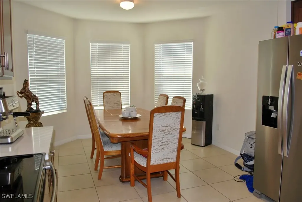 1217 Santa Barbara Boulevard N Cape Coral FL 33993