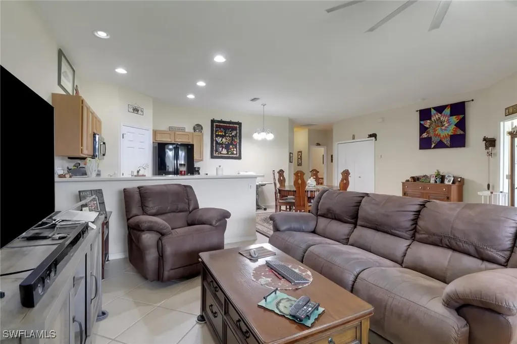 14174 Danpark Loop Fort Myers FL 33912