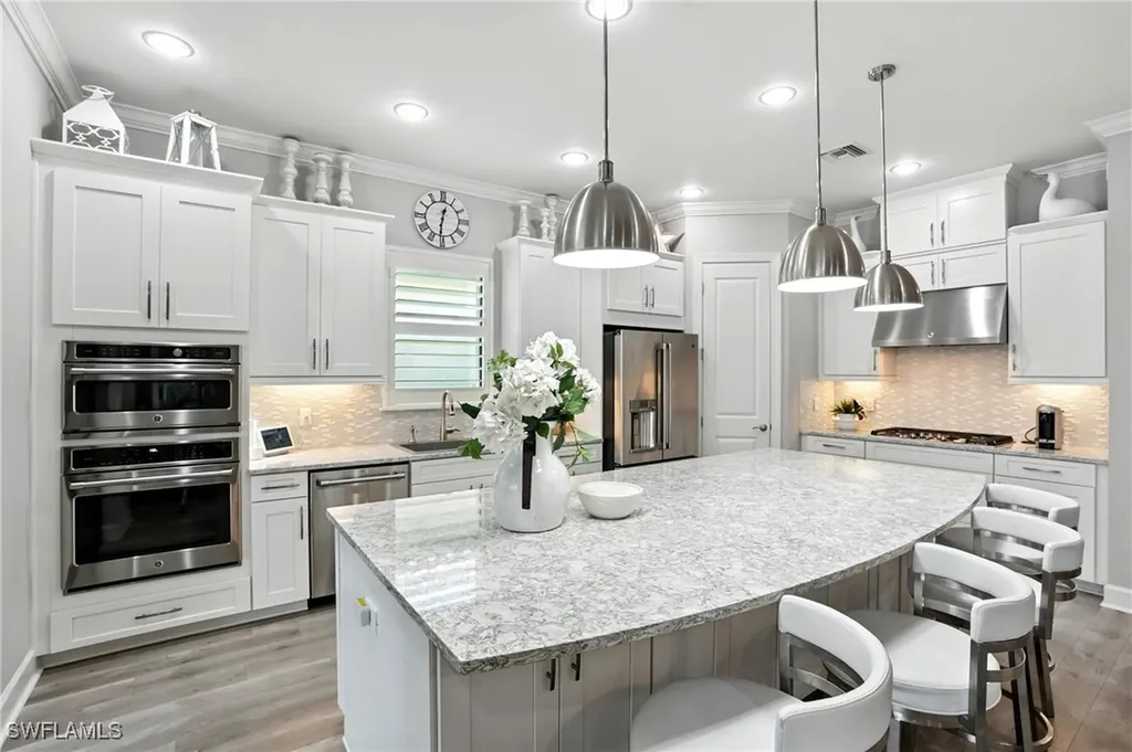 9401 Terresina Drive Naples FL 34119