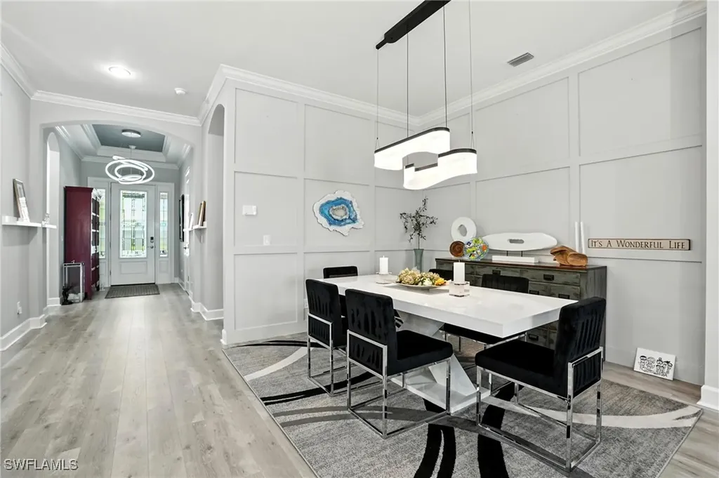 9401 Terresina Drive Naples FL 34119