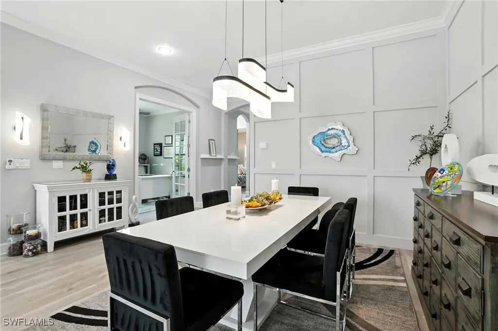 9401 Terresina Drive Naples FL 34119