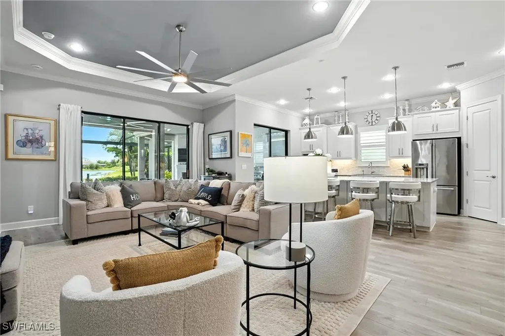 9401 Terresina Drive Naples FL 34119