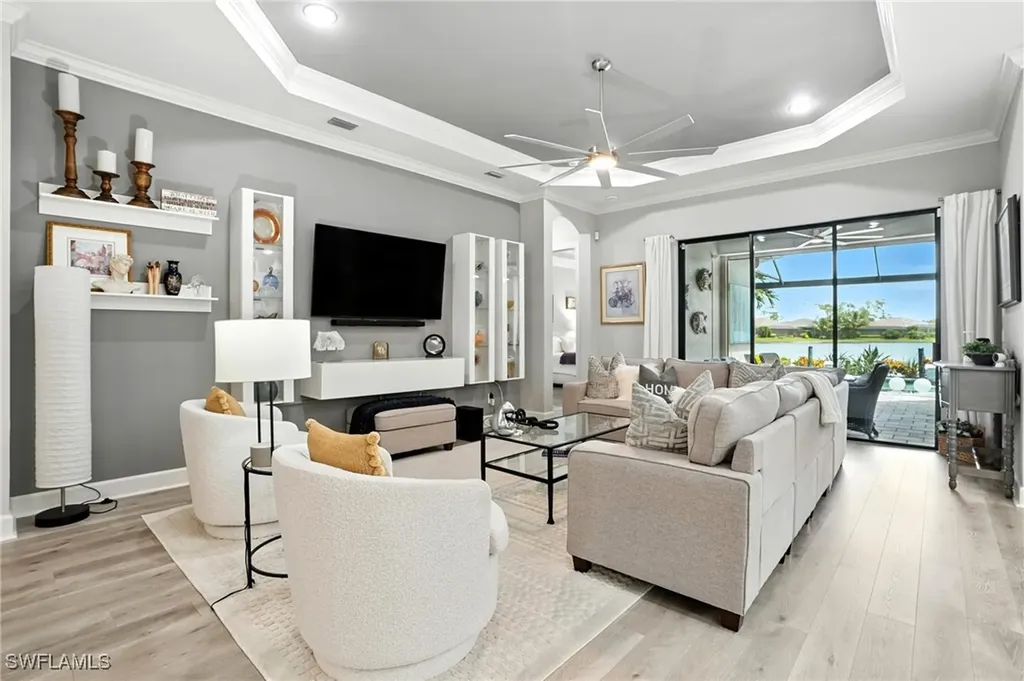 9401 Terresina Drive Naples FL 34119