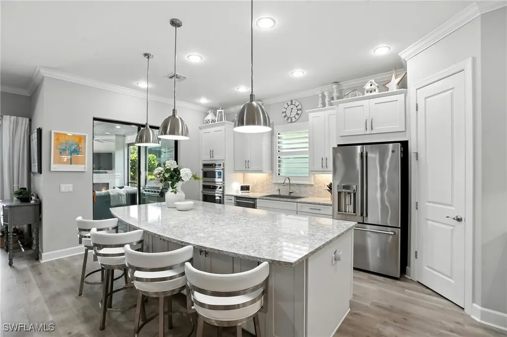 9401 Terresina Drive Naples FL 34119