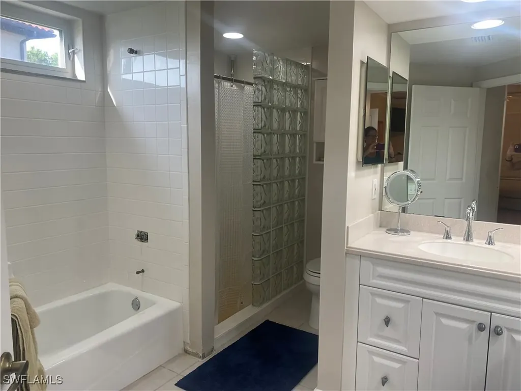 295 Waterside Circle Marco Island FL 34145