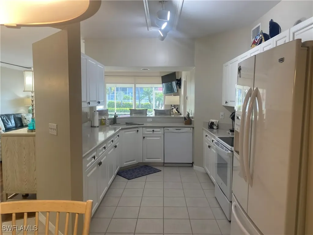 295 Waterside Circle Marco Island FL 34145