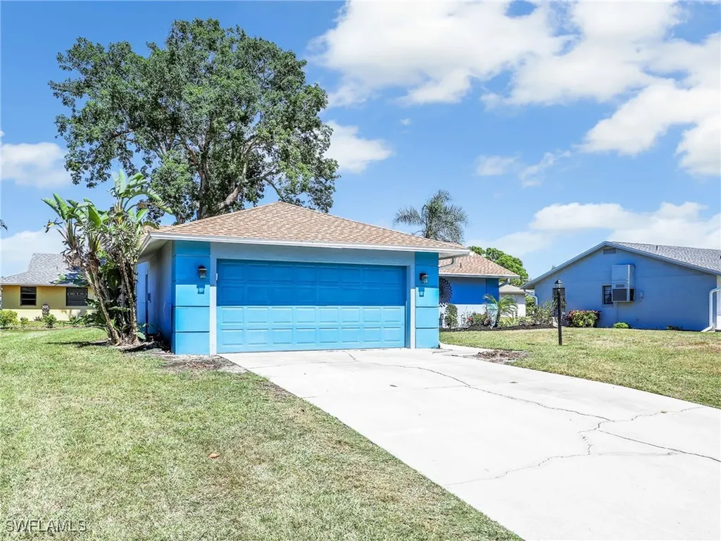 4829 Molokai Drive Naples FL 34112