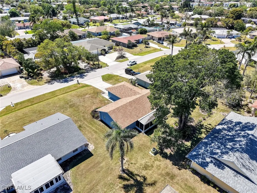4829 Molokai Drive Naples FL 34112