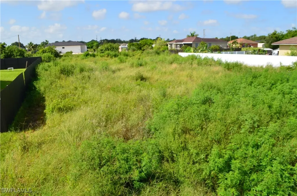 4107 30th Street SW Lehigh Acres FL 33976