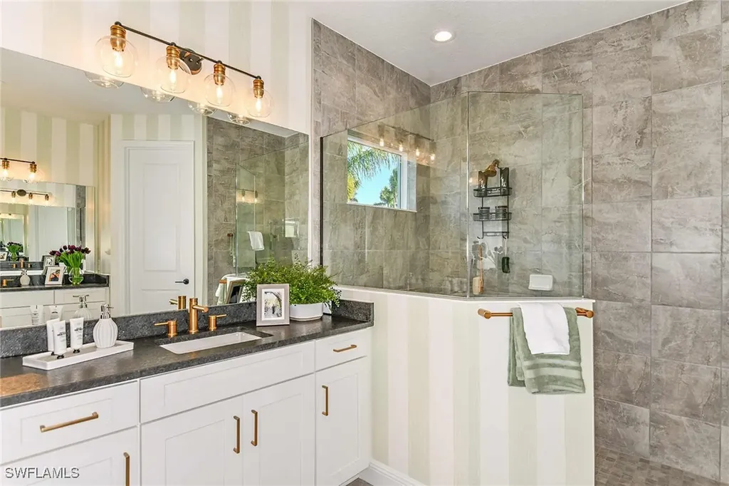 4073 Aquila Place Naples FL 34120