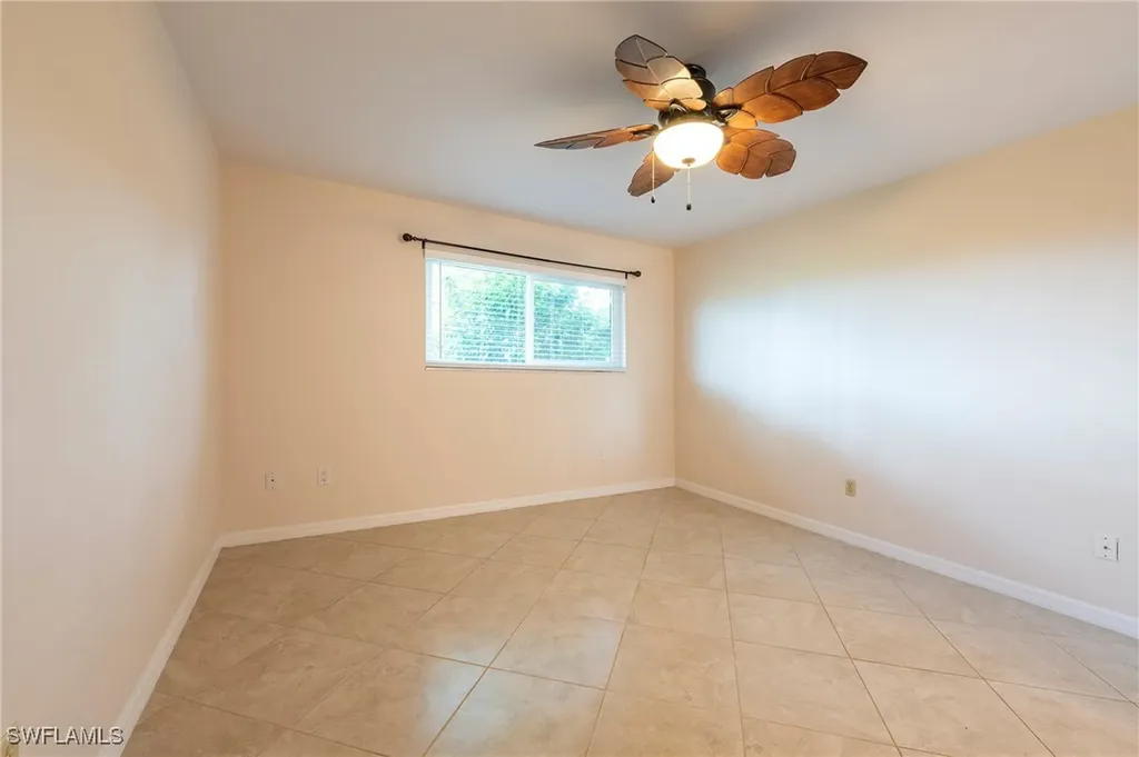 1006 Pine Isle Lane Naples FL 34112