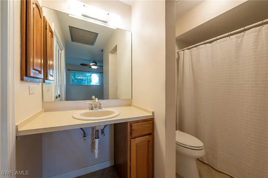 1006 Pine Isle Lane Naples FL 34112