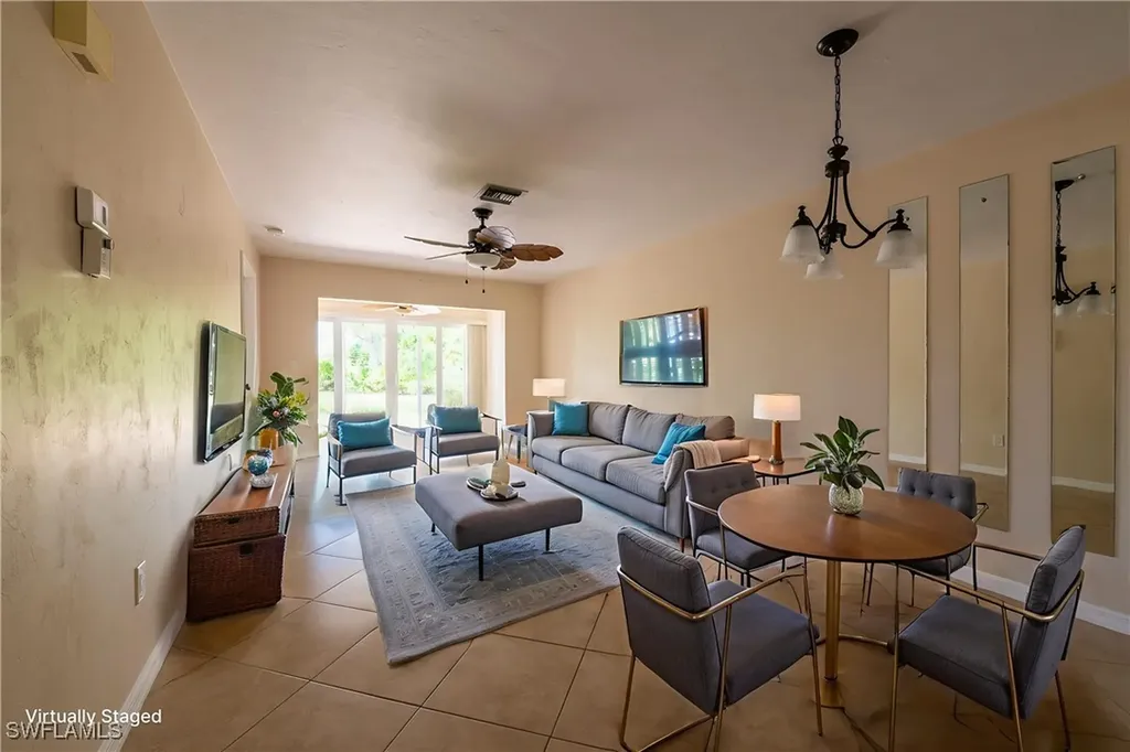 1006 Pine Isle Lane Naples FL 34112
