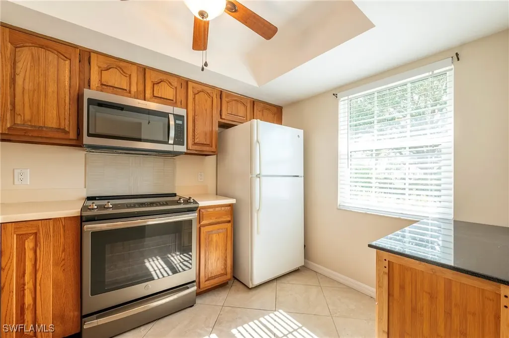 1006 Pine Isle Lane Naples FL 34112