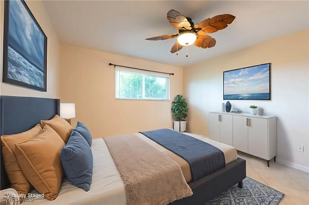 1006 Pine Isle Lane Naples FL 34112