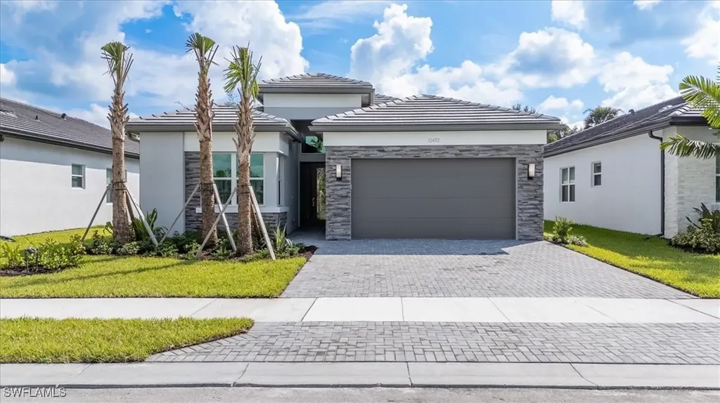12452 Violet Lane Naples FL 34120