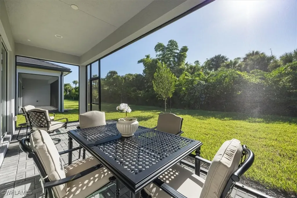 12452 Violet Lane Naples FL 34120