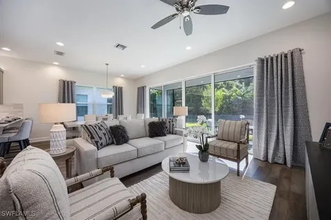 12452 Violet Lane Naples FL 34120