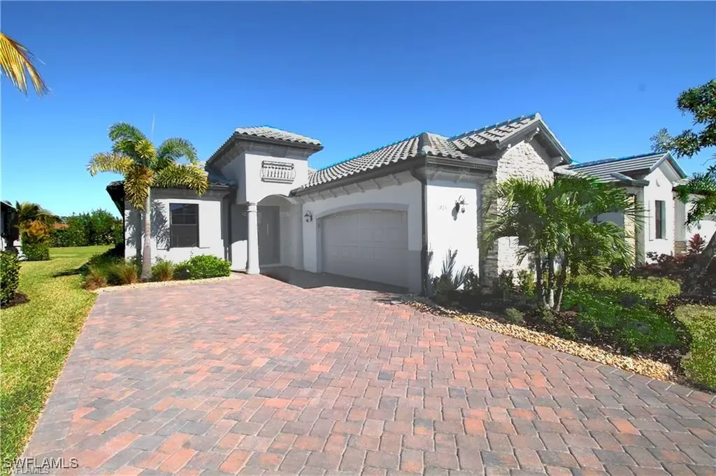 1975 Mustique Street Naples FL 34120