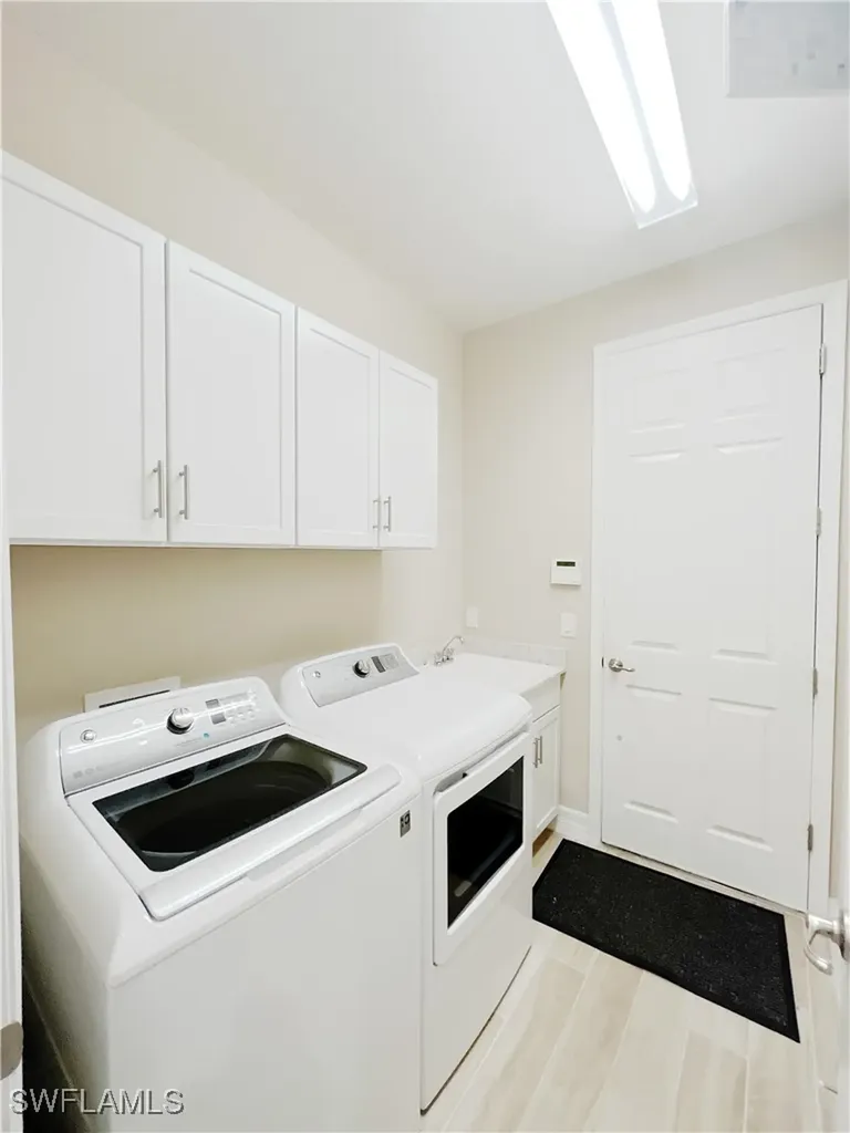 1975 Mustique Street Naples FL 34120