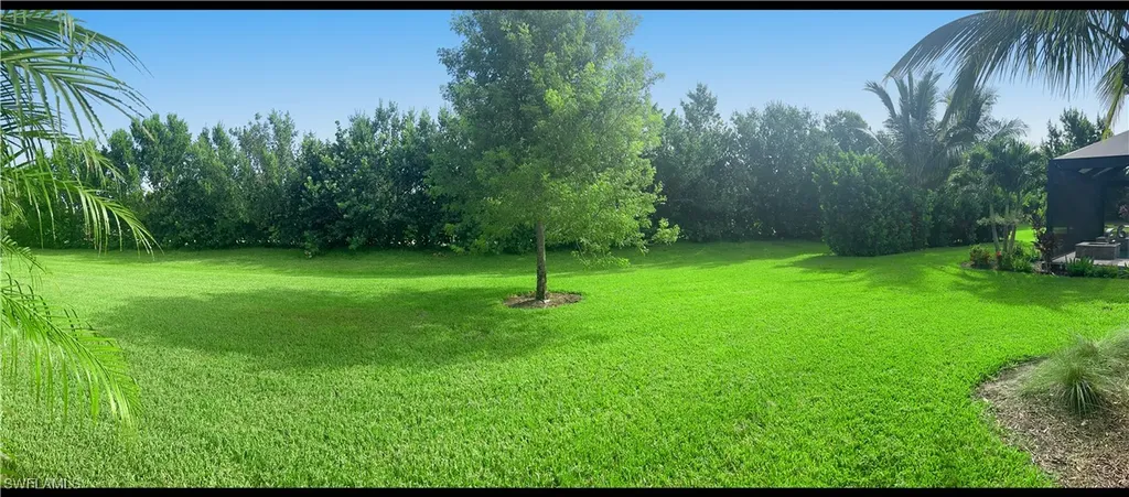 1975 Mustique Street Naples FL 34120