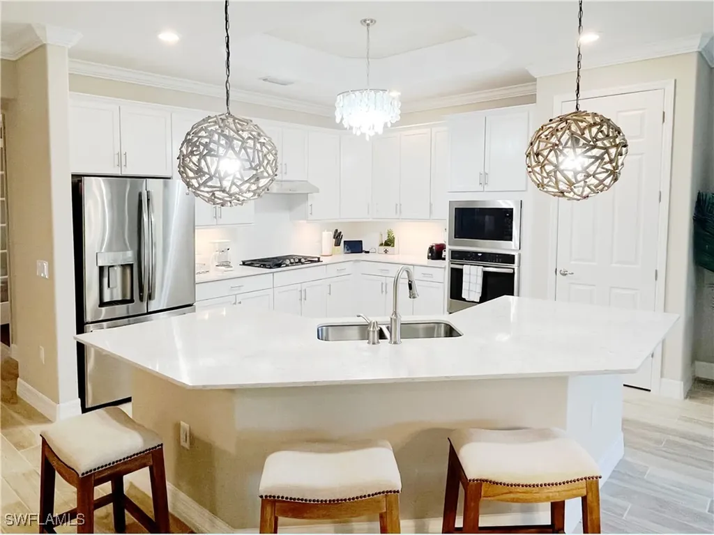 1975 Mustique Street Naples FL 34120