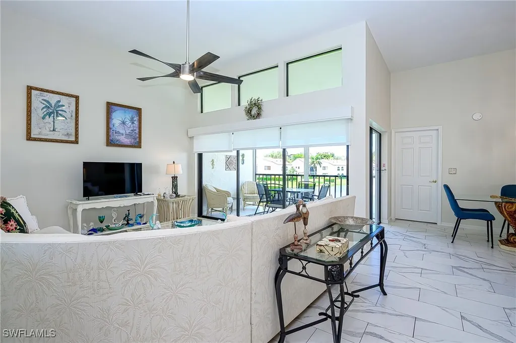 661 Windsurf Lane Naples FL 34108
