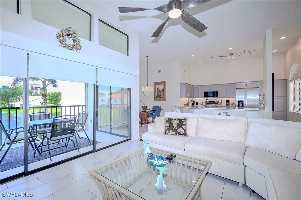 661 Windsurf Lane Naples FL 34108