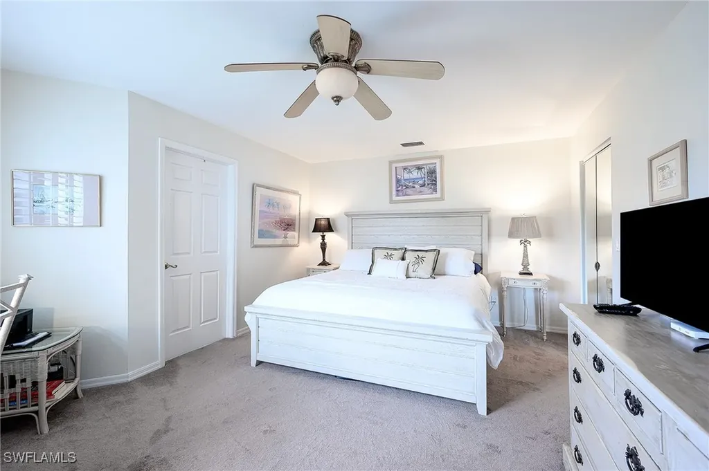 661 Windsurf Lane Naples FL 34108