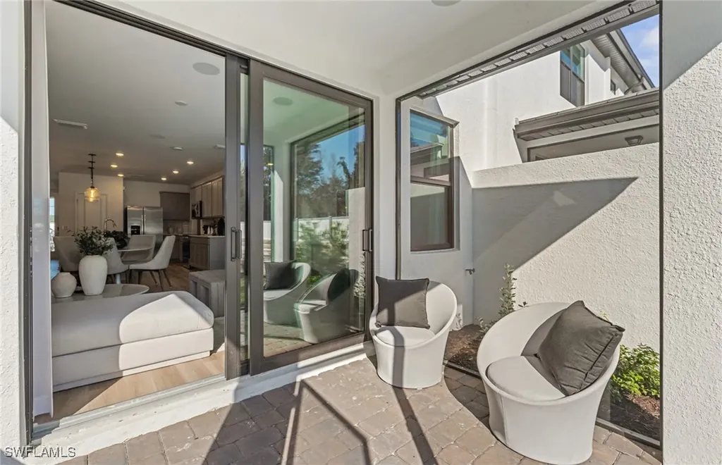 27846 Solis Grande Drive Bonita Springs FL 34135