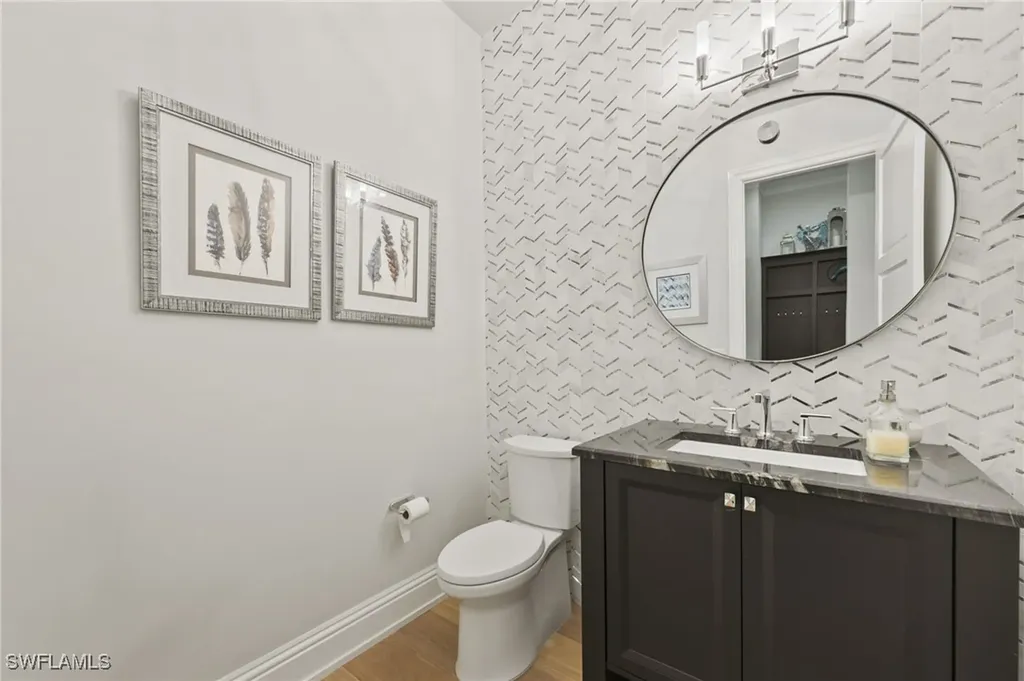 6303 Highcroft Drive Naples FL 34119