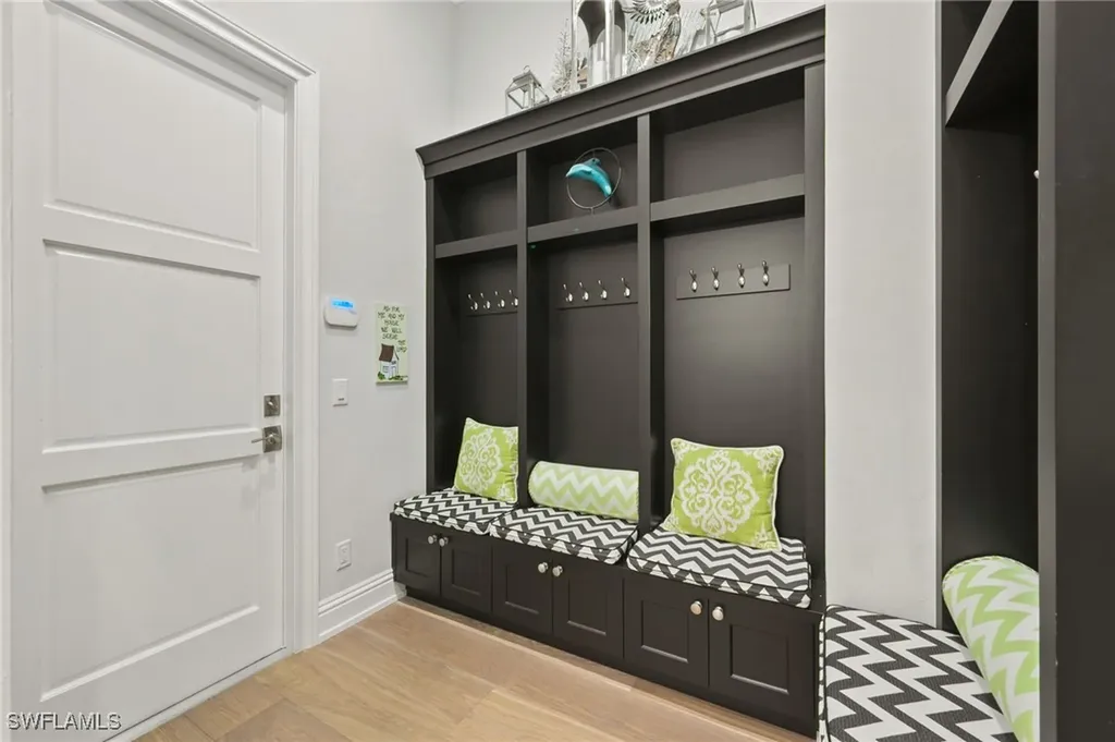 6303 Highcroft Drive Naples FL 34119