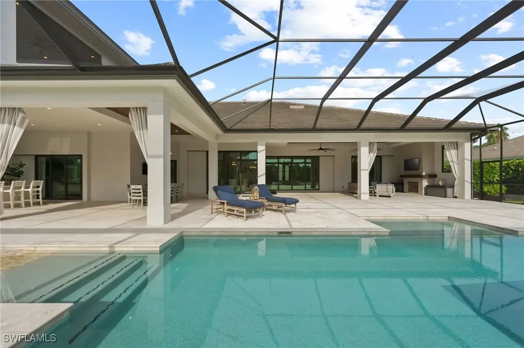 6303 Highcroft Drive Naples FL 34119