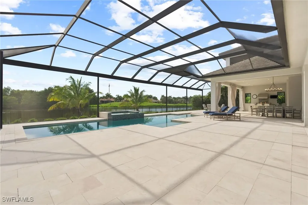 6303 Highcroft Drive Naples FL 34119