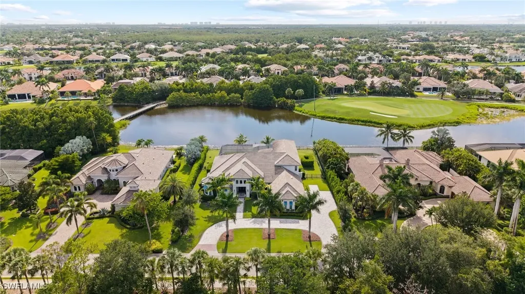 6303 Highcroft Drive Naples FL 34119